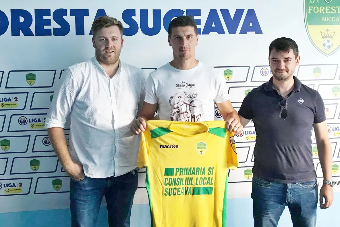 Fundașul central Andrei Vițelaru a semnat cu Foresta Suceava