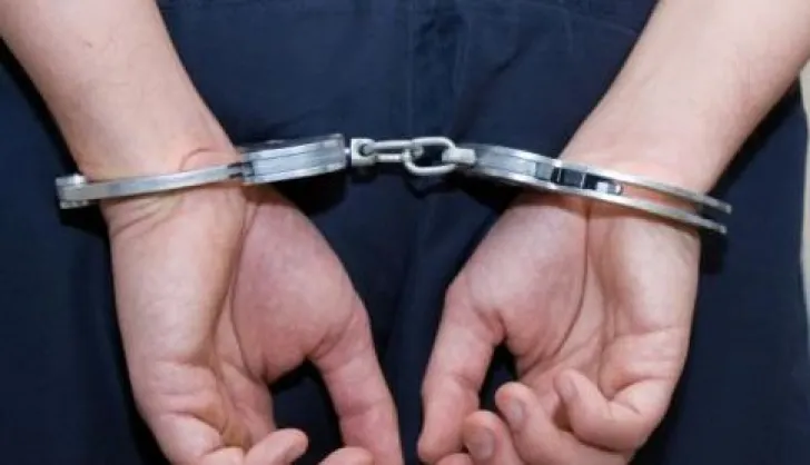 Agresorul unui tânăr de 24 de ani reținut pentru tentativă de omor