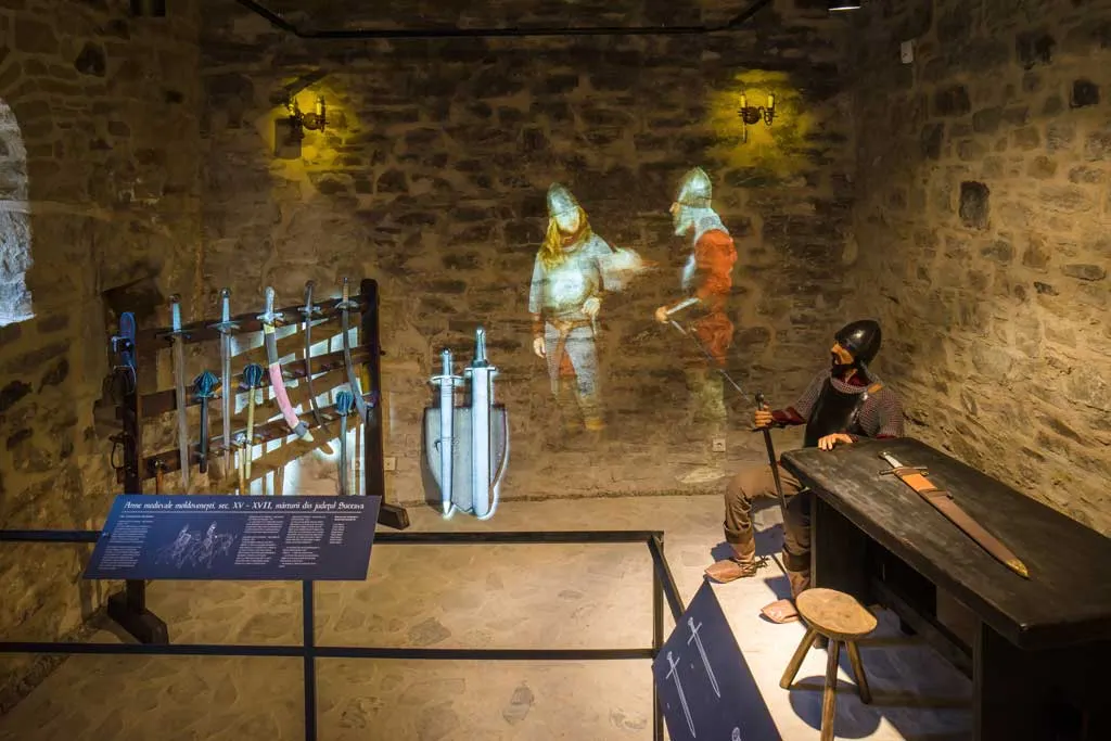 Armele medievale, vedetele unui atelier istorico-didactic la Cetatea de Scaun a Sucevei