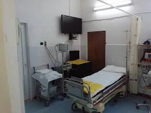 Doi bărbați au fost internați la spital după ce s-au ars accidental cu acid sulfuric
