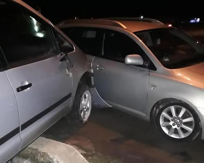Accident rutier pe raza orașului Vicovu de Sus. Un bărbat de 79 de ani a fost rănit FOTO