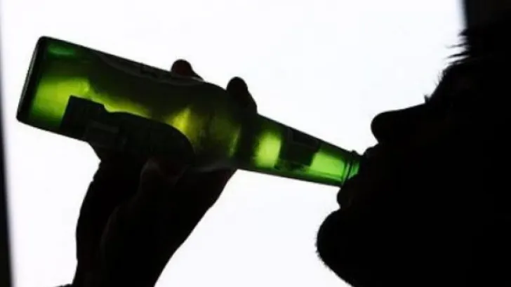 O femeie a ajuns la spital în comă alcoolică de gradul IV. Medicii nu au mai putut să o salveze