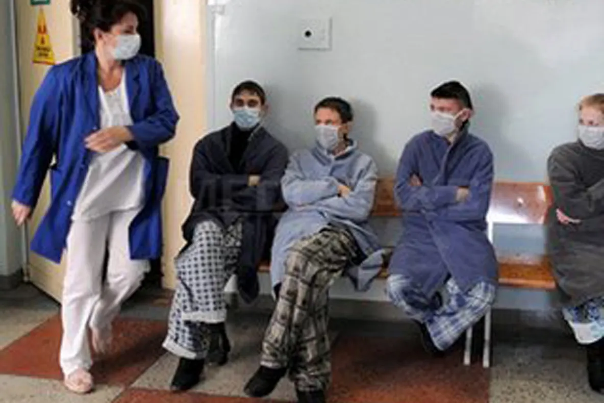 Peste 2.100 de cazuri de infecții acute ale căilor respiratorii superioare