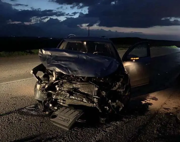 Accident cu o victimă după ce un TIR a intrat pe contrasens FOTO