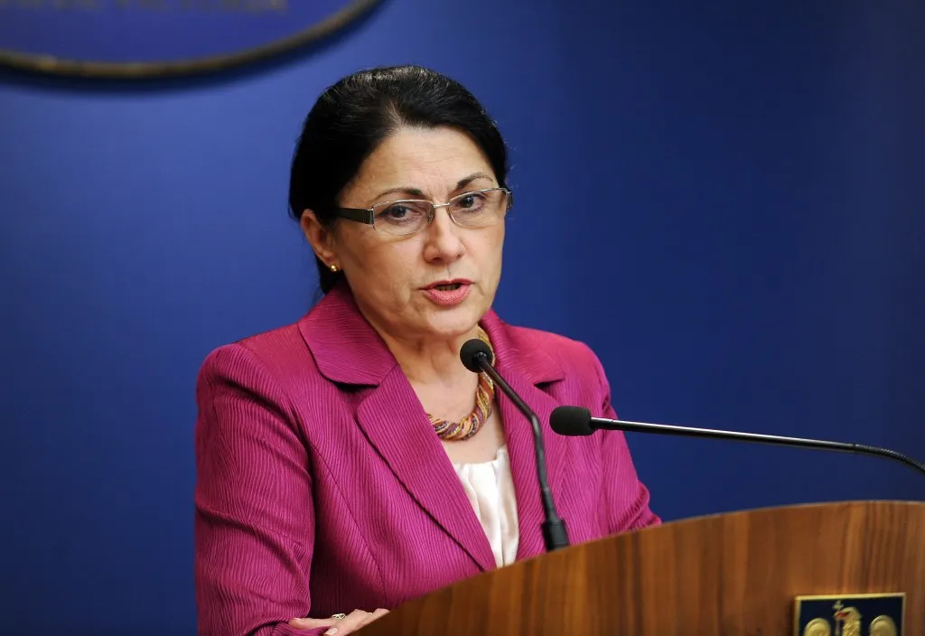 Ecaterina Andronescu, invitată la Suceava de fostul ministru PSD Valentin Popa