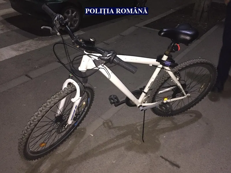 Recidivist reținut după ce a furat o bicicletă