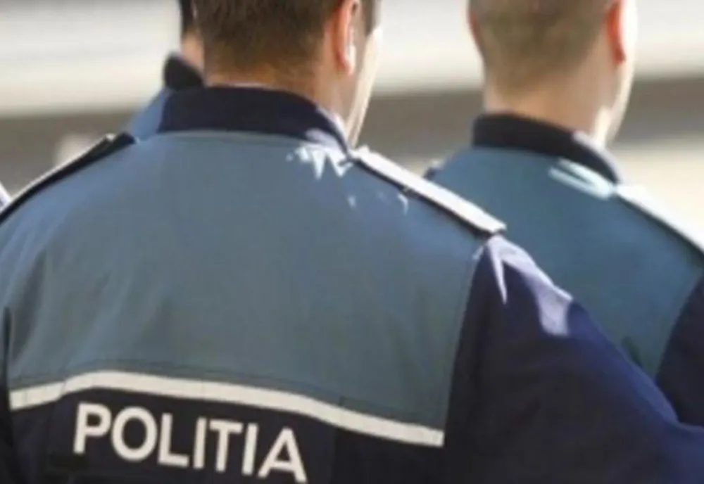Două dosare penale pentru fals în declarații și 12 amenzi pentru nerespectarea măsurii autoizolării la domiciliu