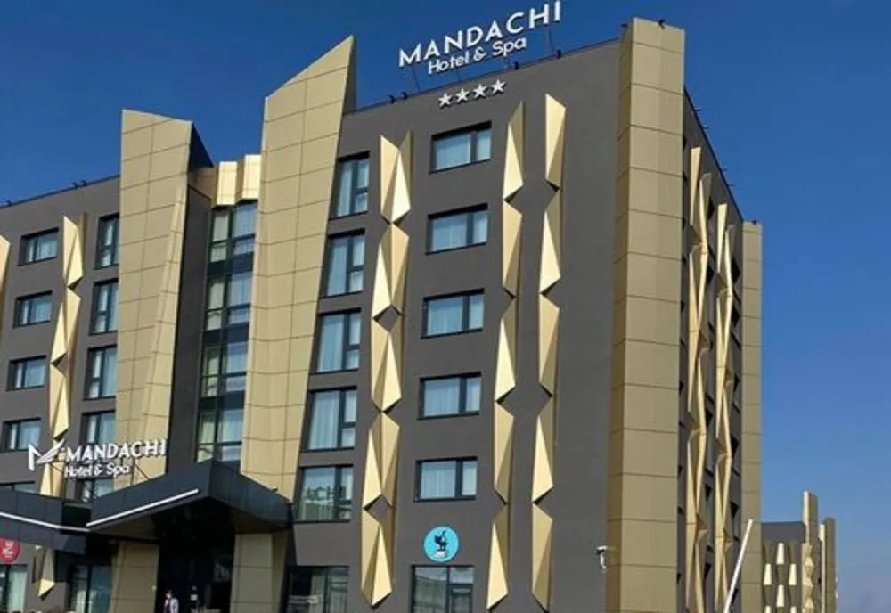 Ștefan Mandachi pune la dispoziție un hotel cadrelor medicale, polițiștilor și jandarmilor 