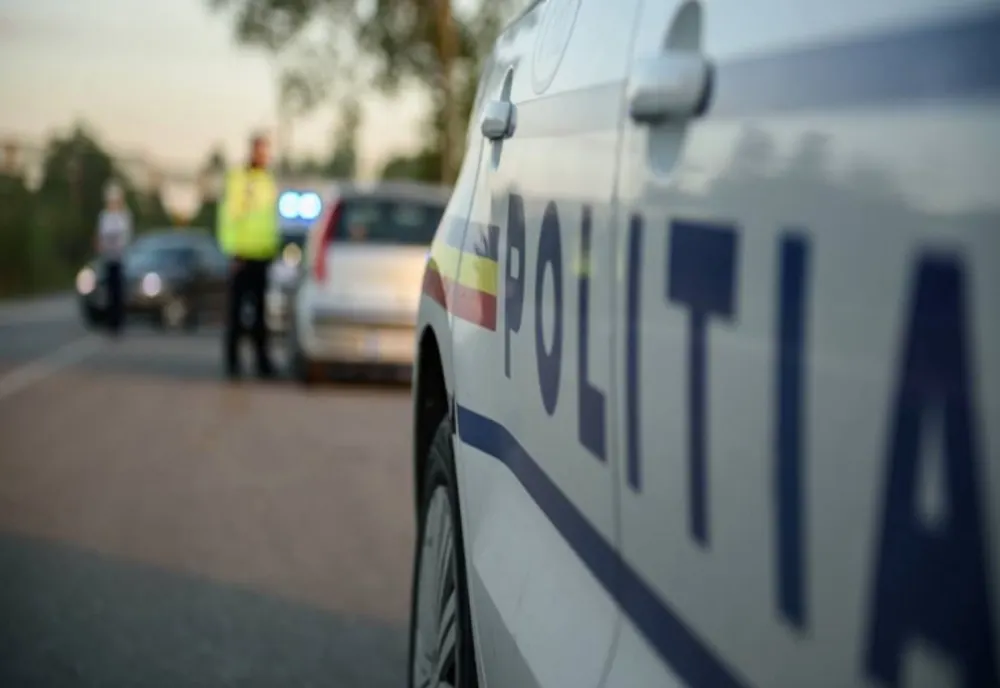 Șofer beat, urmărit și blocat în trafic de polițiști