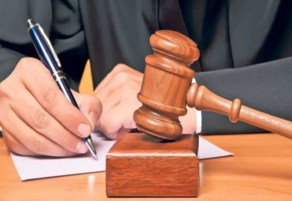 Dosar penal pentru un bărbat fugit din zona carantinată a Sucevei, în Neamț