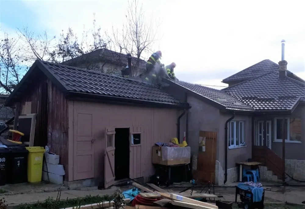 Incendiu în municipiul Suceava (FOTO)