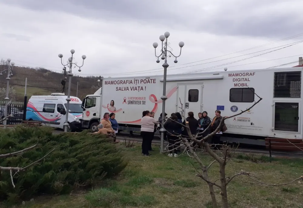 Unitatea mobilă de la IRO  Iași testează gratuit femeile din Suceava pentru cancer de col uterin