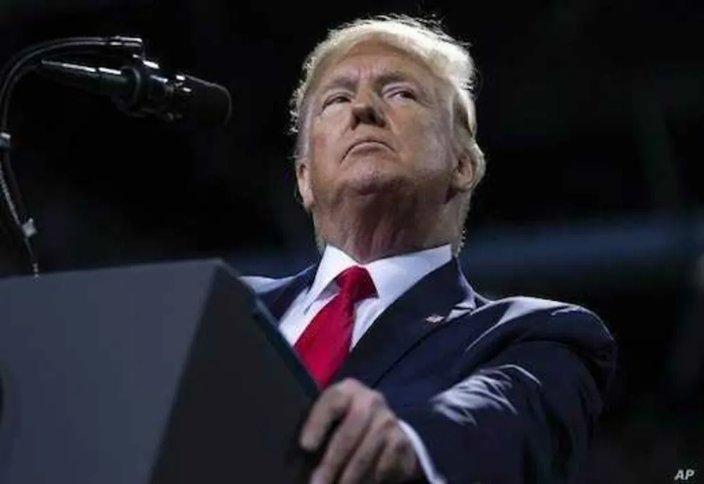 TRUMP REVINE ASUPRA DECIZIEI: SUA TRIMIT DIN NOU OBUEZE ȘI RACHETE ÎN UCRAINA