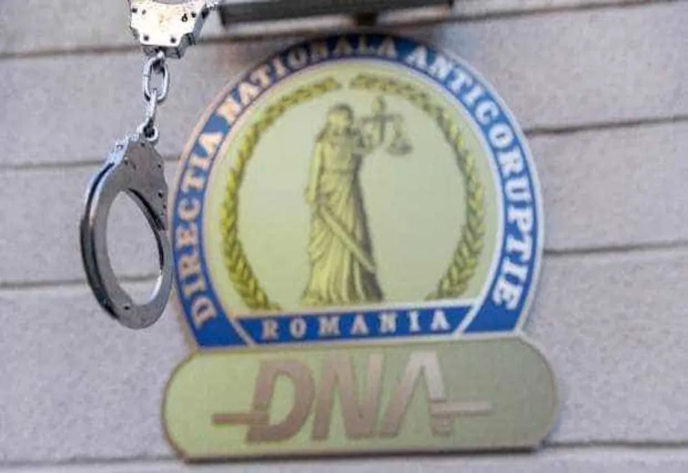 MANAGERUL INTERIMAR ȘI 5 ANGAJAȚI AI SPITALULUI DIN RĂDĂUȚI, REȚINUȚI DE DNA PENTRU CORUPȚIE