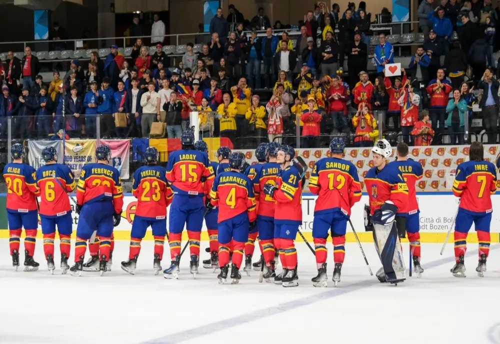 HOCHEI: ROMÂNIA - UCRAINA 1-3, ÎNTR-UN MECI AMICAL DISPUTAT LA SFÂNTU GHEORGHE