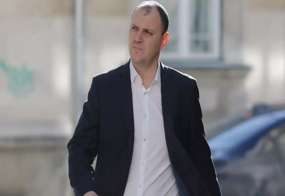 Traseul banilor murdari: cum a spălat fugarul Sebastian Ghiță averi prin firme din Austria