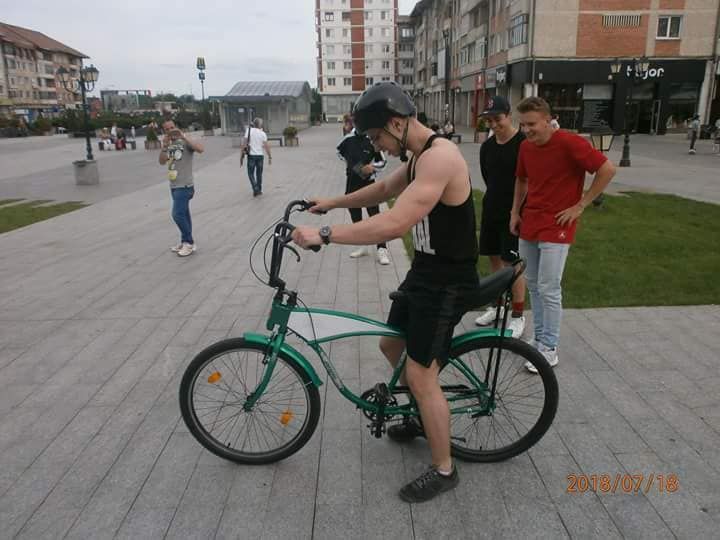 Peste o sută de suceveni au testat “Bicicleta beată” VIDEO