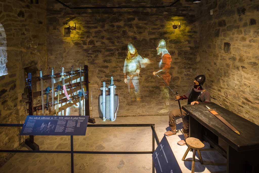 Armele medievale, vedetele unui atelier istorico-didactic la Cetatea de Scaun a Sucevei