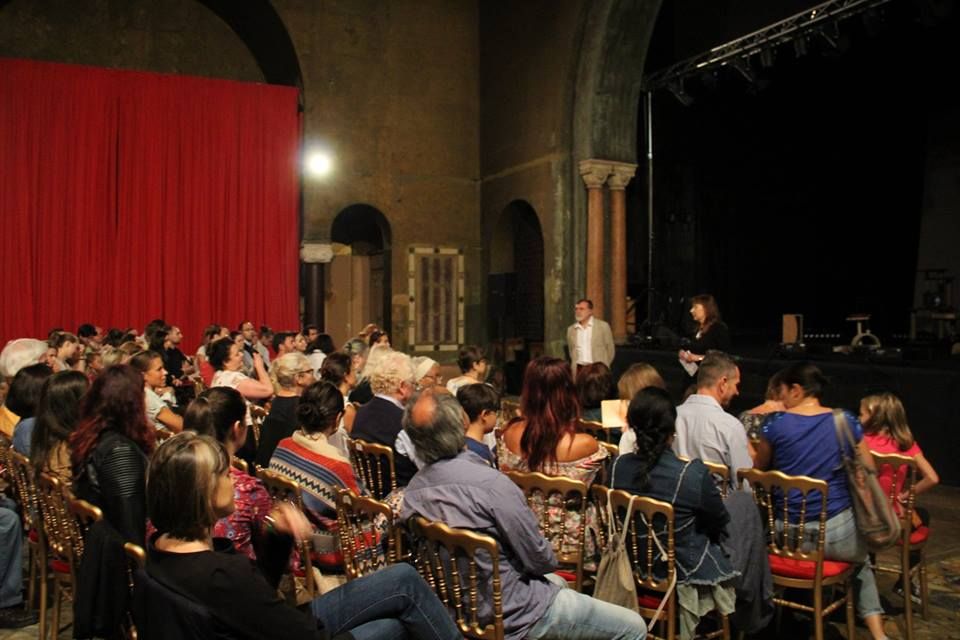 Teatrul „Matei Vișniec” a deschis stagiunea cu un turneu în Franța