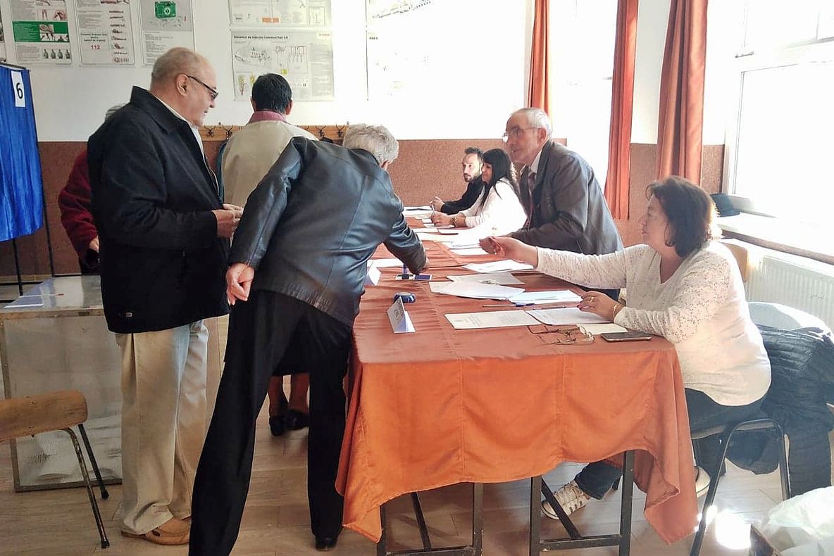 Județul Suceava, primul loc în țară la ora 16.00, cu prezență de 23,08%