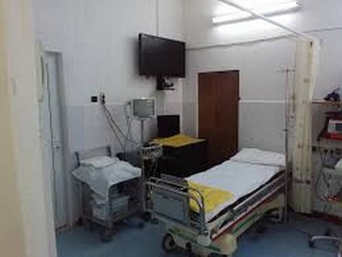 Doi bărbați au fost internați la spital după ce s-au ars accidental cu acid sulfuric