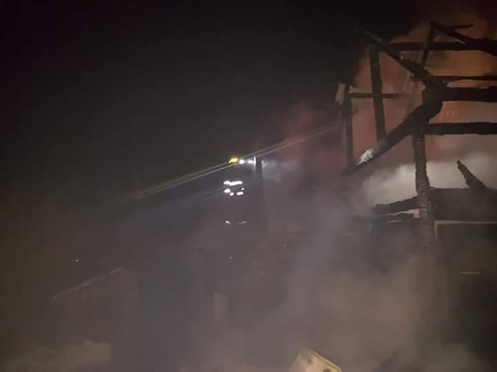 Incendiu la o gospodărie din Negrileasa de la un cablu electric defect