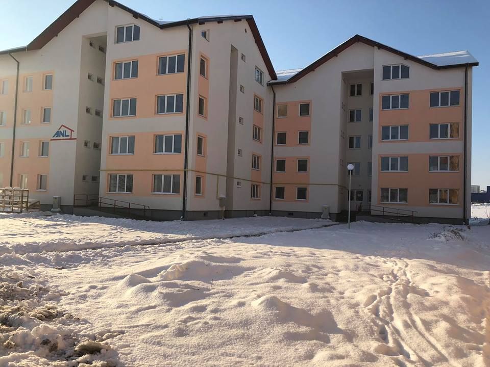 Cheile de la 89 de locuințe ANL au fost predate tinerilor beneficiari FOTO
