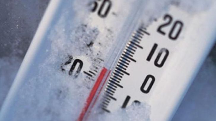 Decese cauzate de temperaturile scăzute. O bătrână a făcut hipotermie în casă