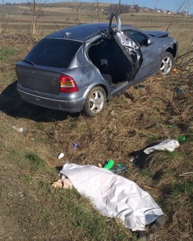 Accident rutier la Pătrăuți. O femeie și-a pierdut viața FOTO