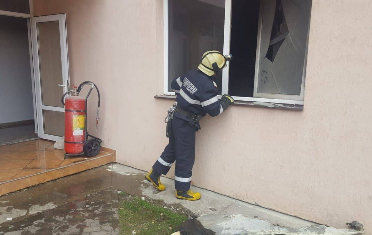 Incendiu la Centrul de Recuperare și Reabilitare Neuropsihiatrică Todirești FOTO