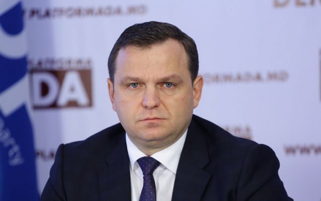 Moldoveanul liberal Andrei Năstase, propus cetăţean de onoare al Sucevei