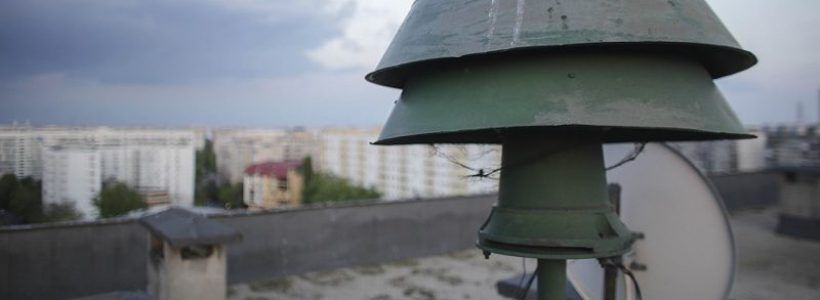 Spargere la un magazin din Frasin. Hoții au fugit, speriați de alarmă