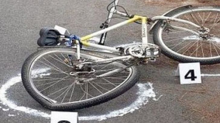 Biciclist beat rănit în urma unui accident. A fost acroșat de un autoturism