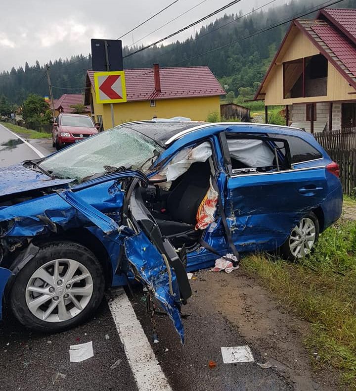Un sucevean a provocat un grav accident rutier pe raza județului Mureș FOTO