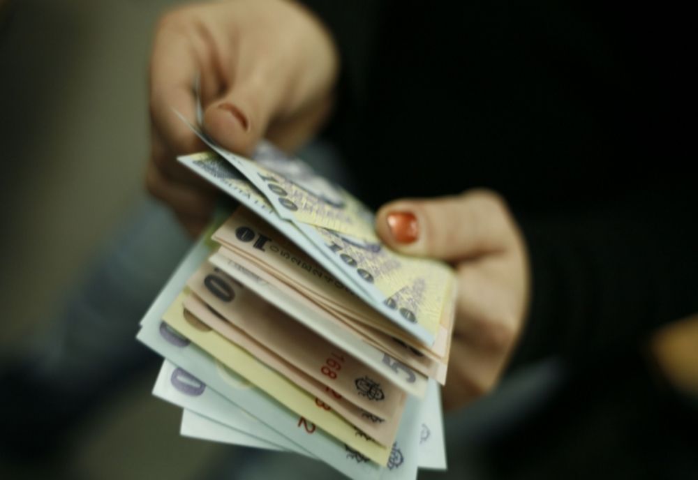 Atenție la înșelăciunile la schimbul valutar