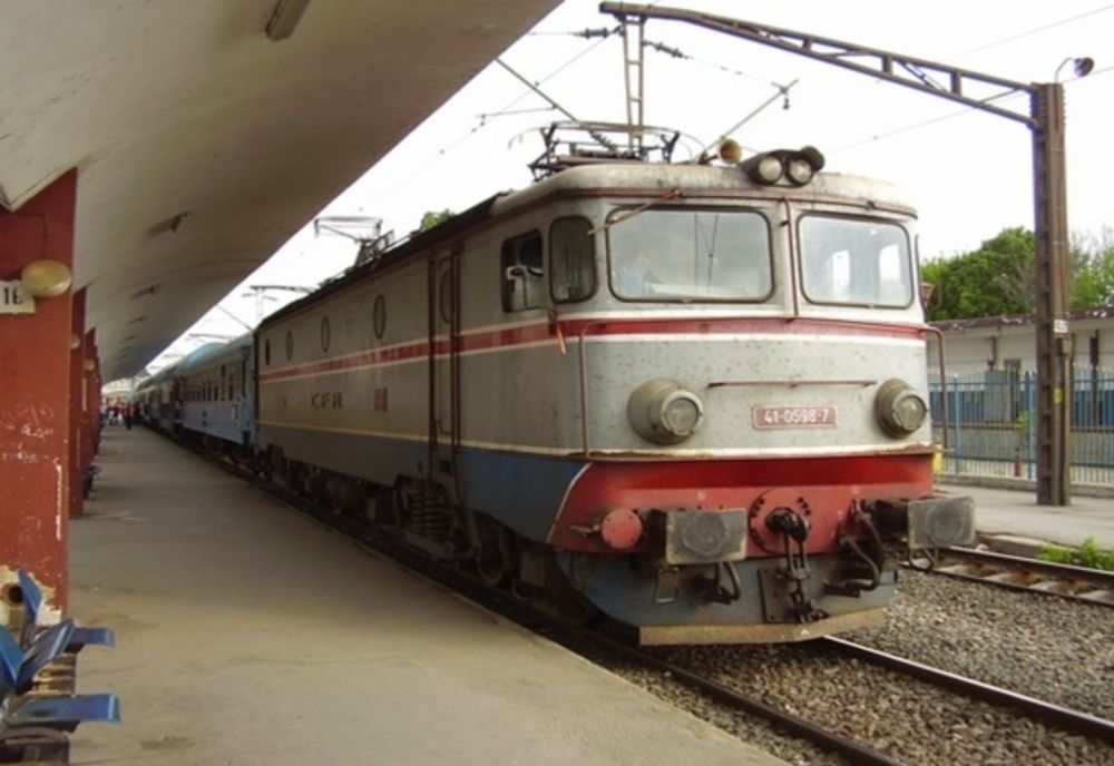 Grevă generală la CFR. Cel puțin 19 trenuri au fost anulate