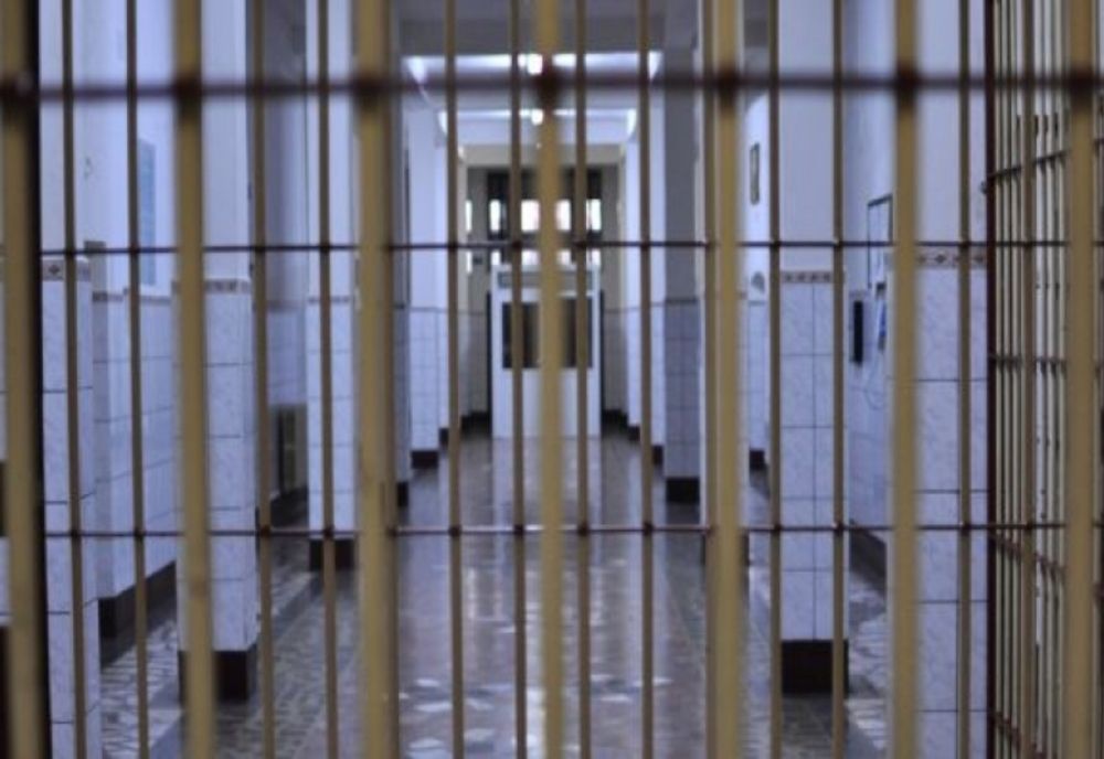 Adolescentă din Șcheia internată într-un centru de detenție pentru tentativă de tâlhărie
