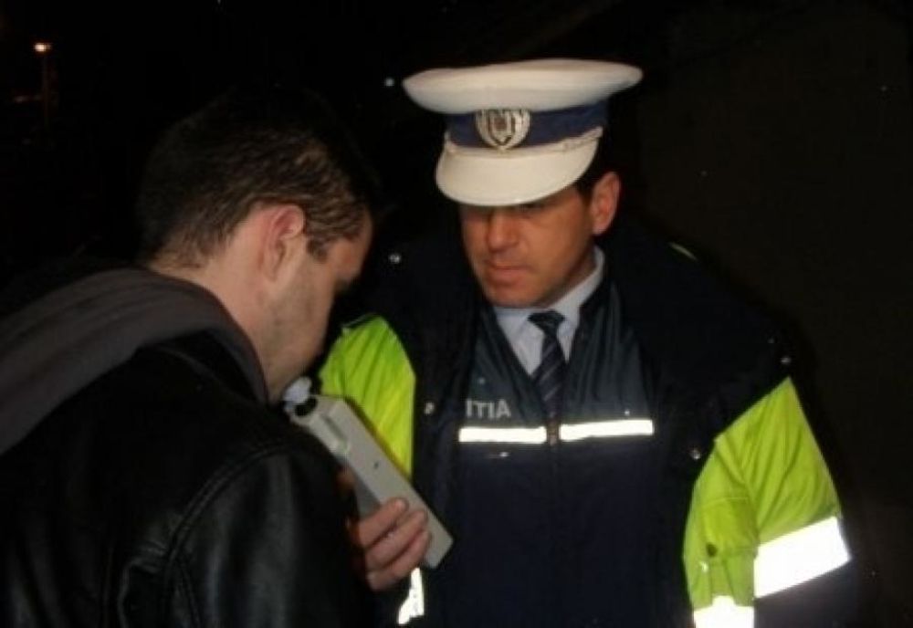 Peste 300 de șoferi testați cu aparatul etilotest în cadrul unei acțiuni a Poliției Rutiere