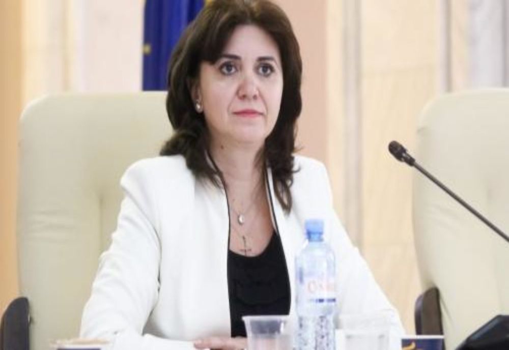 Elevii ar putea veni la școală prin rotație, din septembrie