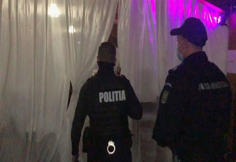 Petreceri în pandemie întrerupte de polițiști
