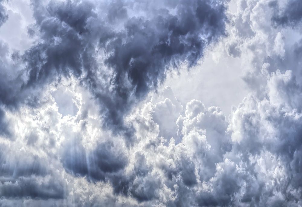 Meteo: Vreme instabilă în întreaga țară/ Alertă de caniculă de miercuri până duminică