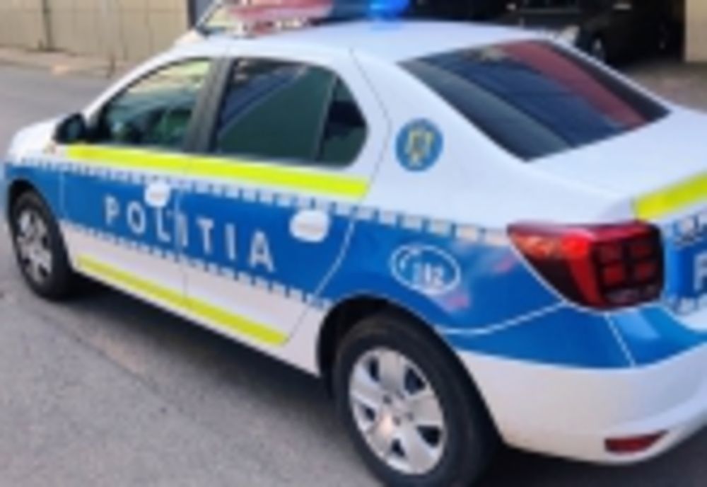 Femeie luată pe sus de concubin și bagată într-o mașină