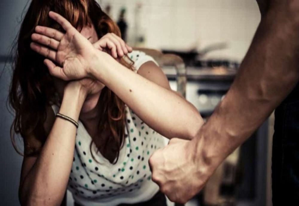 Ordin provizoriu de protecție emis de poliţiști pentru un soț violent