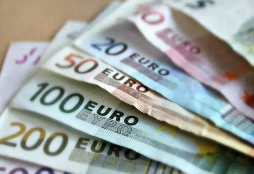 În atenția aplicanților admiși la cea de-a doua sesiune a MĂSURII 1 (RUE 1-20.000): A ÎNCEPUT PROCEDURA DE PLATĂ!
