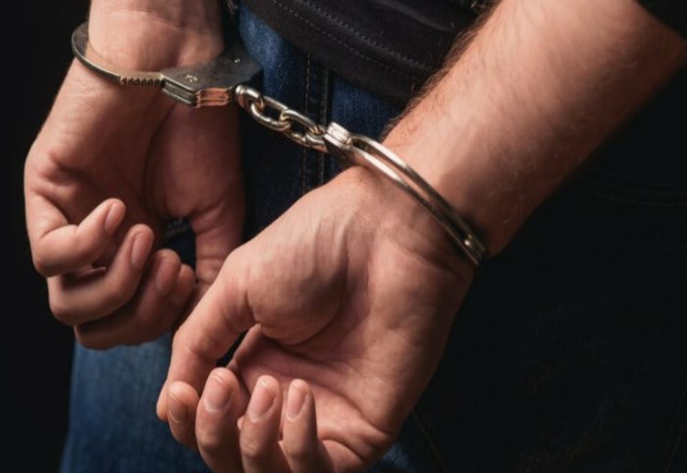 Falsul producător de mobilă a fost reținut de polițiști