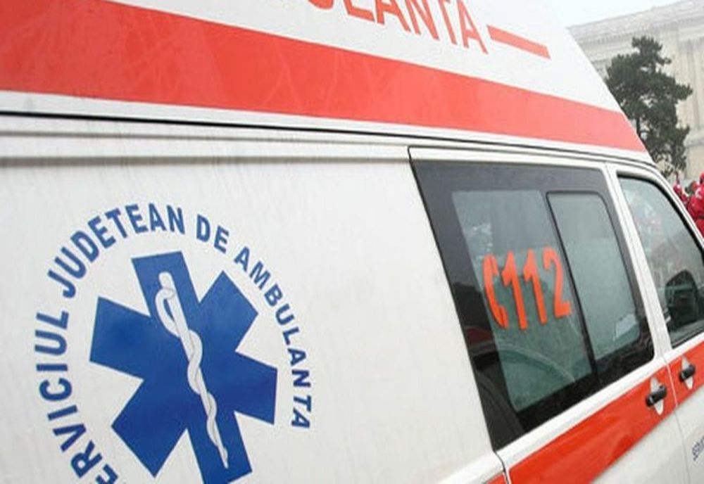 Un căruțaș beat a ajuns la spital după ce atelajul pe care-l conducea a fost implicat într-un accident rutier