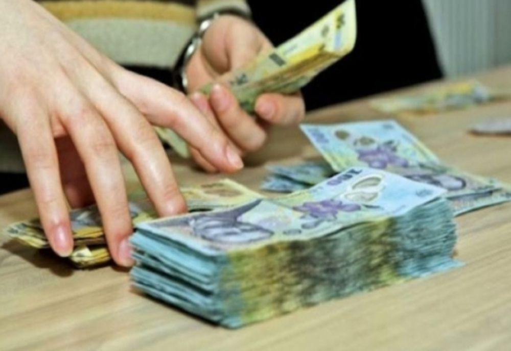 Atenție la pensiile din luna decembrie! Când se virează, de fapt, banii?