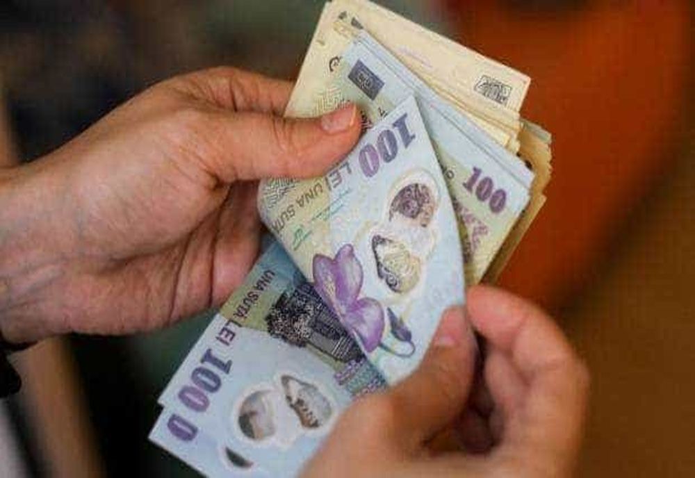 LUNĂ DECISIVĂ PENTRU ROMÂNI: GUVERNUL STABILEȘTE SALARIUL MINIM