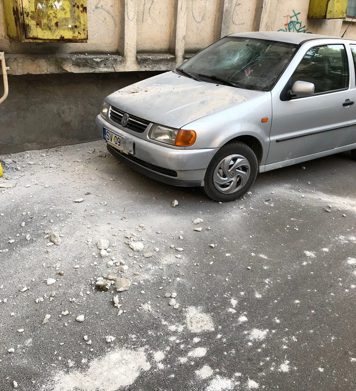 masina-avariata-tencuiala-burdujeni-25august2018-01