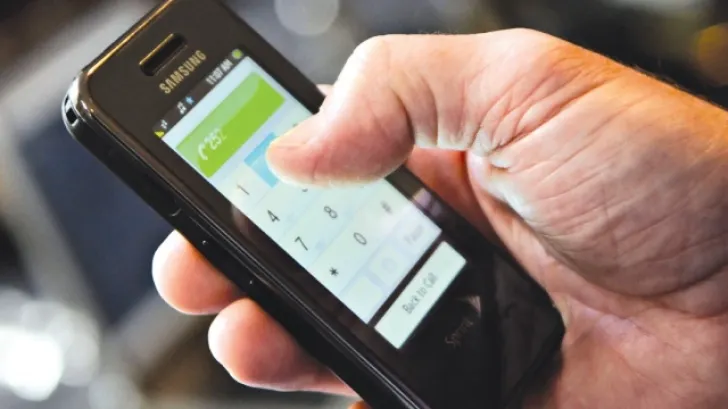 furt telefon mobil